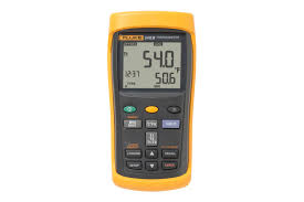 Fluke 54 - II Thermometer Recall function allows logged data to be easily reviewed on the meter display 173 x 86 x 38 mm